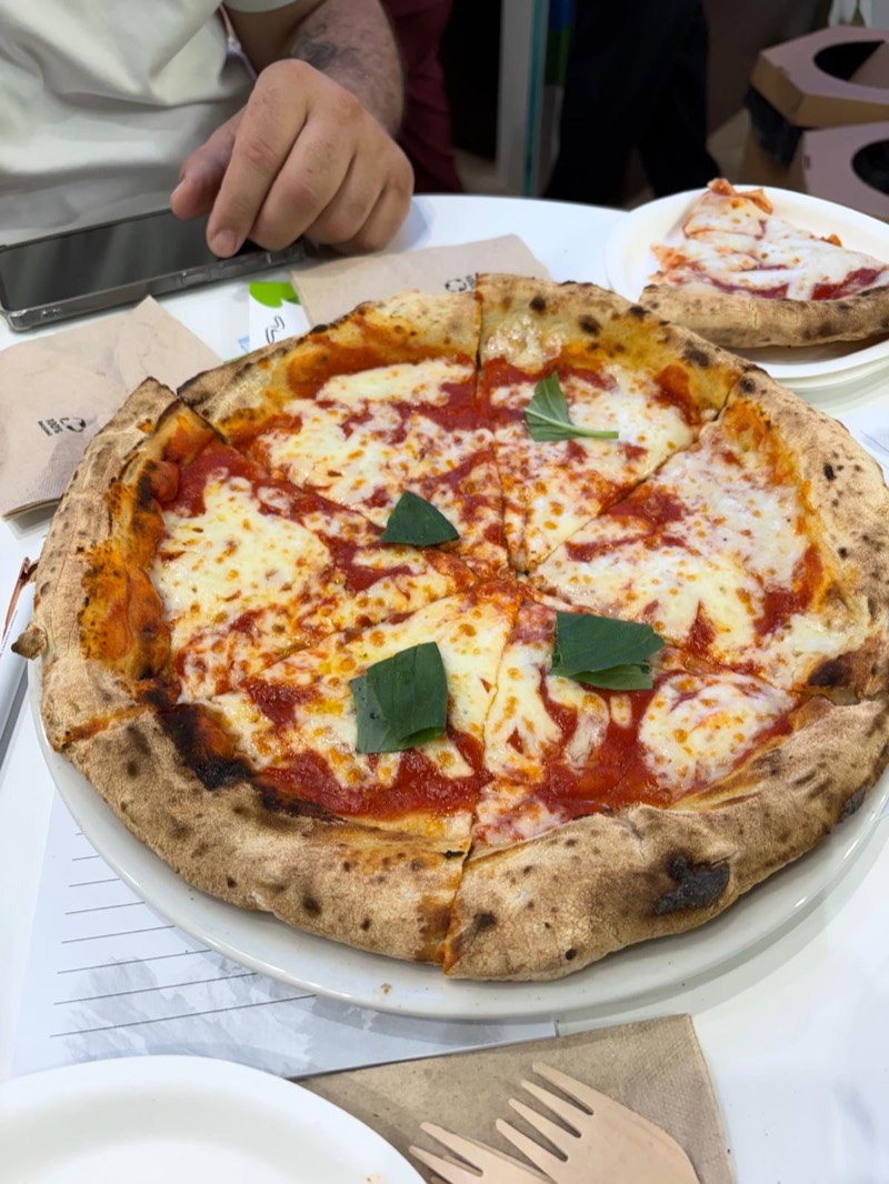Hotová pizza Margherita